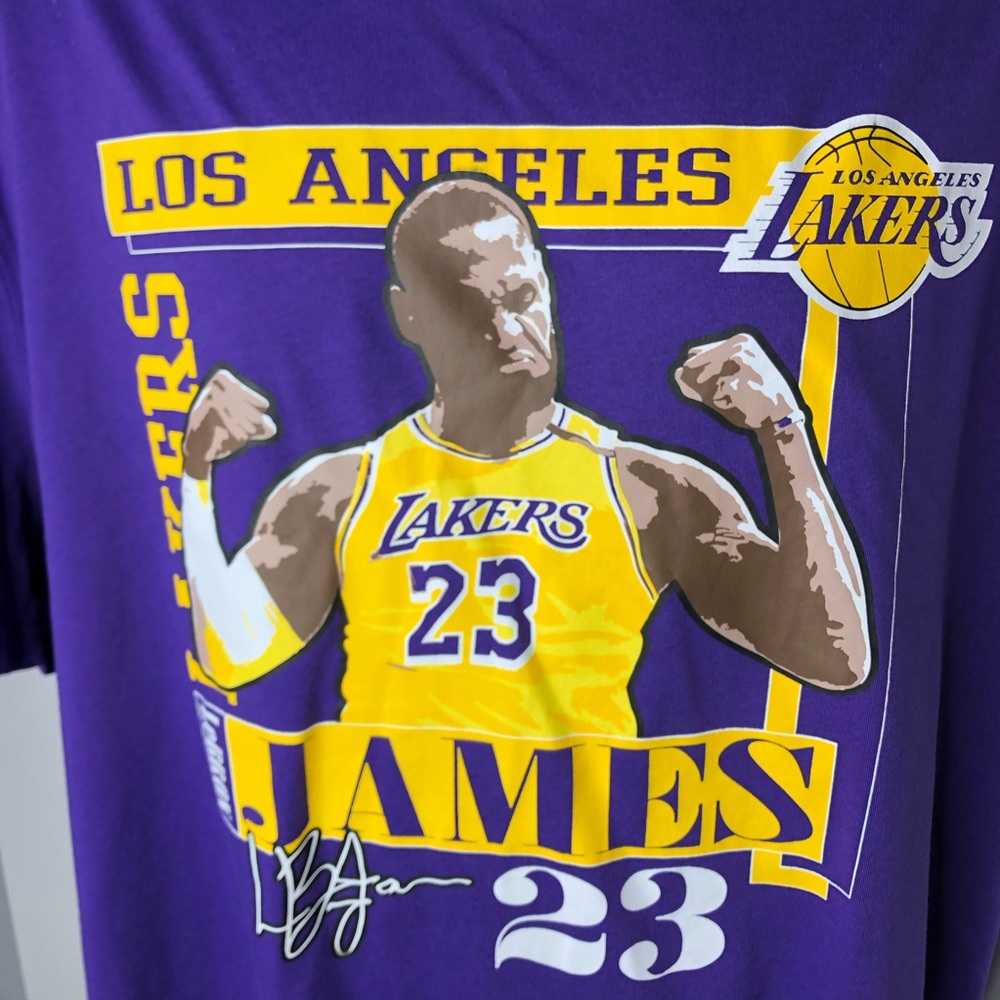 NBA LA Lakers Lebron James #6 Purple Tee T-Shirt - Picture 4 of 7